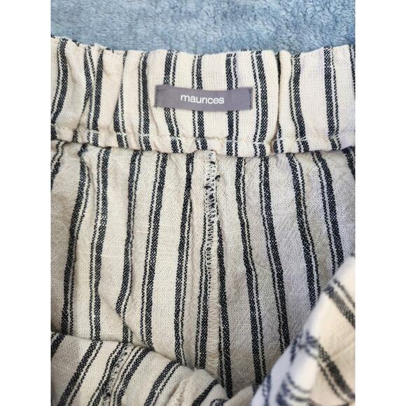 Maurices Shorts 12 Beige Black Striped Cotton Linen Blend Inseam 3 in - Picture 2 of 6